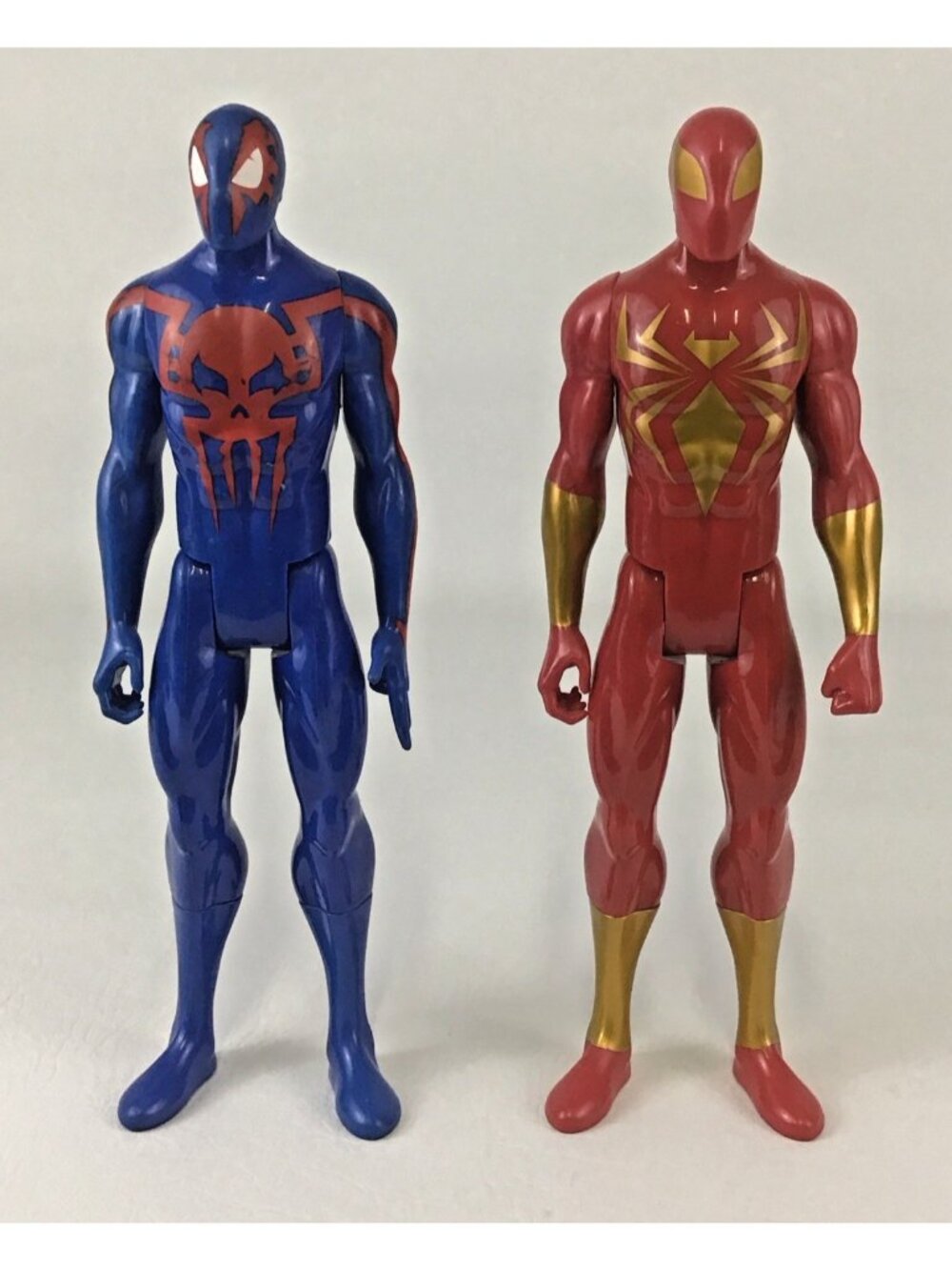 Hasbro Marvel Hero Series Spider Man 2077 Iron Spider Toy 12" Action Figure 2014